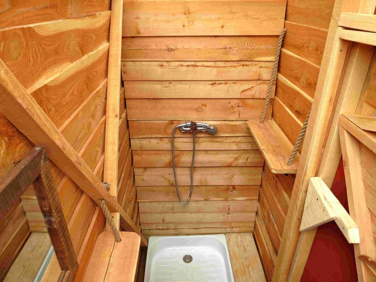 Habitat Createur - Hebergements Insolites Au Camping Municipal "Les Ecureuils" Recoubeau-Jansac Exterior foto