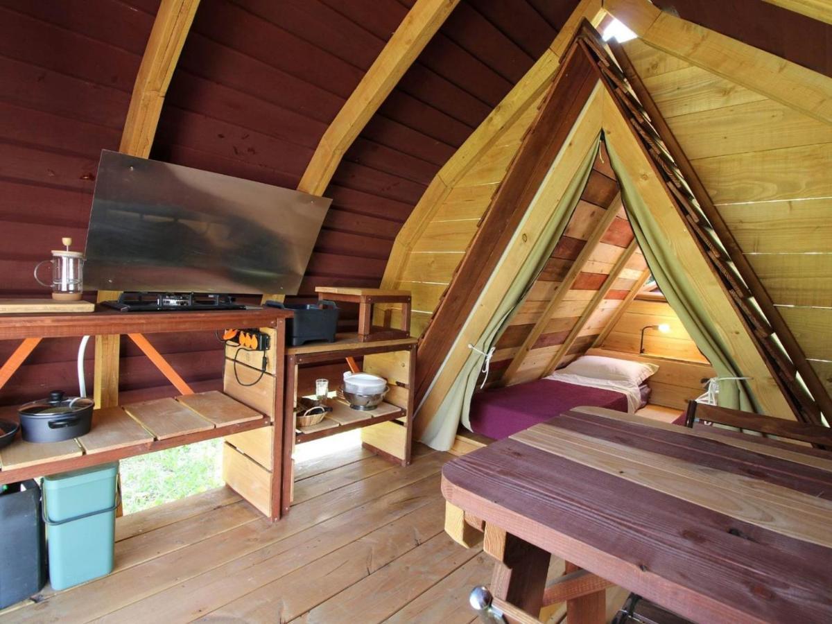Habitat Createur - Hebergements Insolites Au Camping Municipal "Les Ecureuils" Recoubeau-Jansac Exterior foto